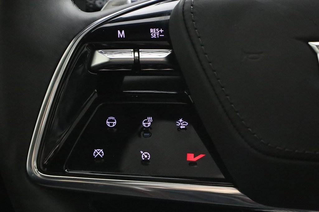Used 2025 Cadillac Escalade V image 21
