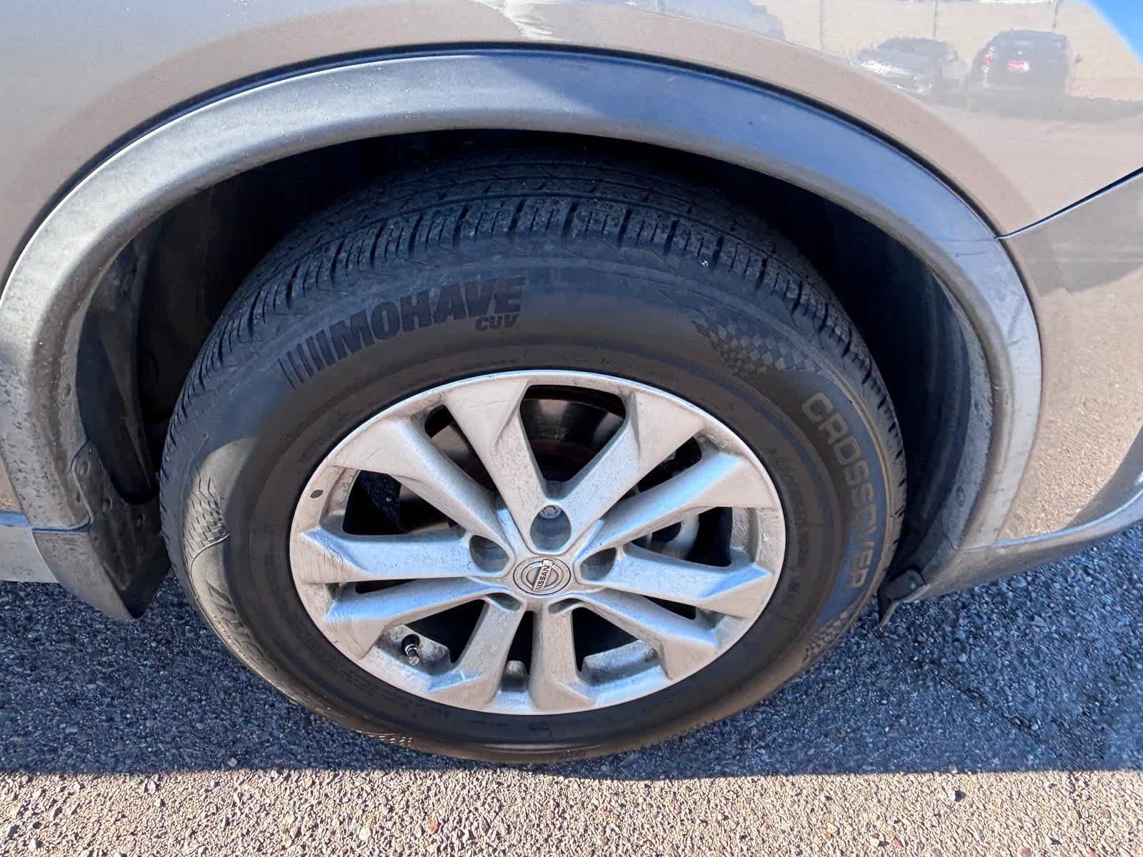 Used 2016 Nissan Rogue SV FWD image 7