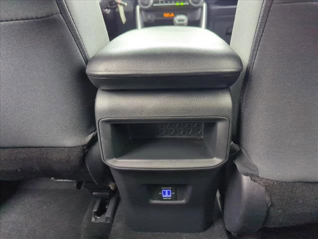 Used 2021 Toyota RAV4 LE image 21