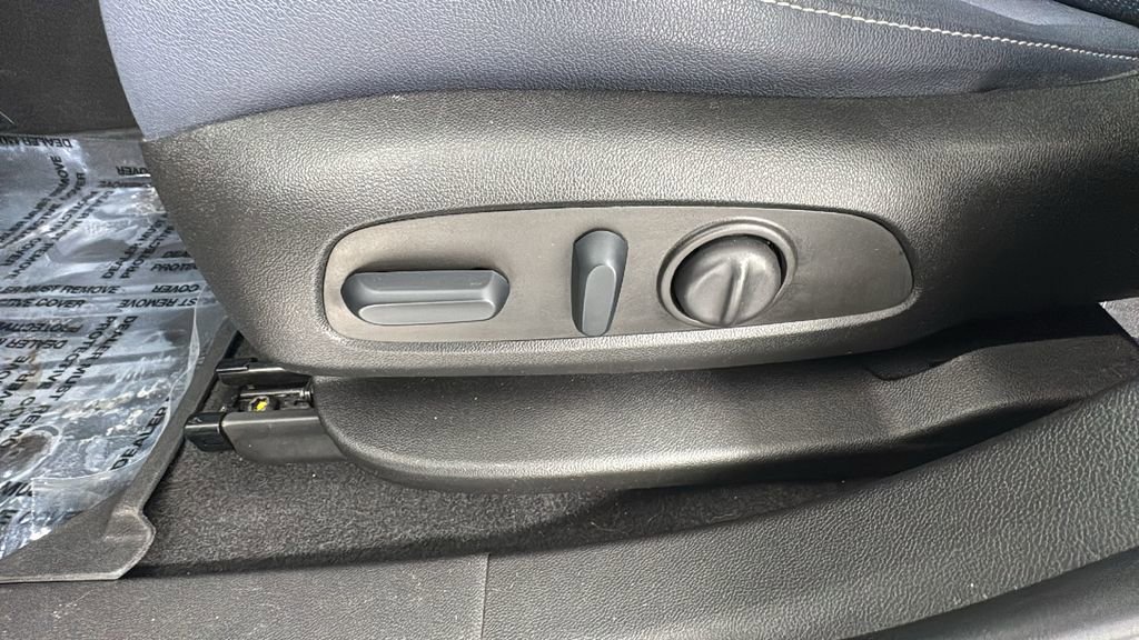 Used 2023 Chevrolet Blazer RS w/ Driver Confidence II Package image 11