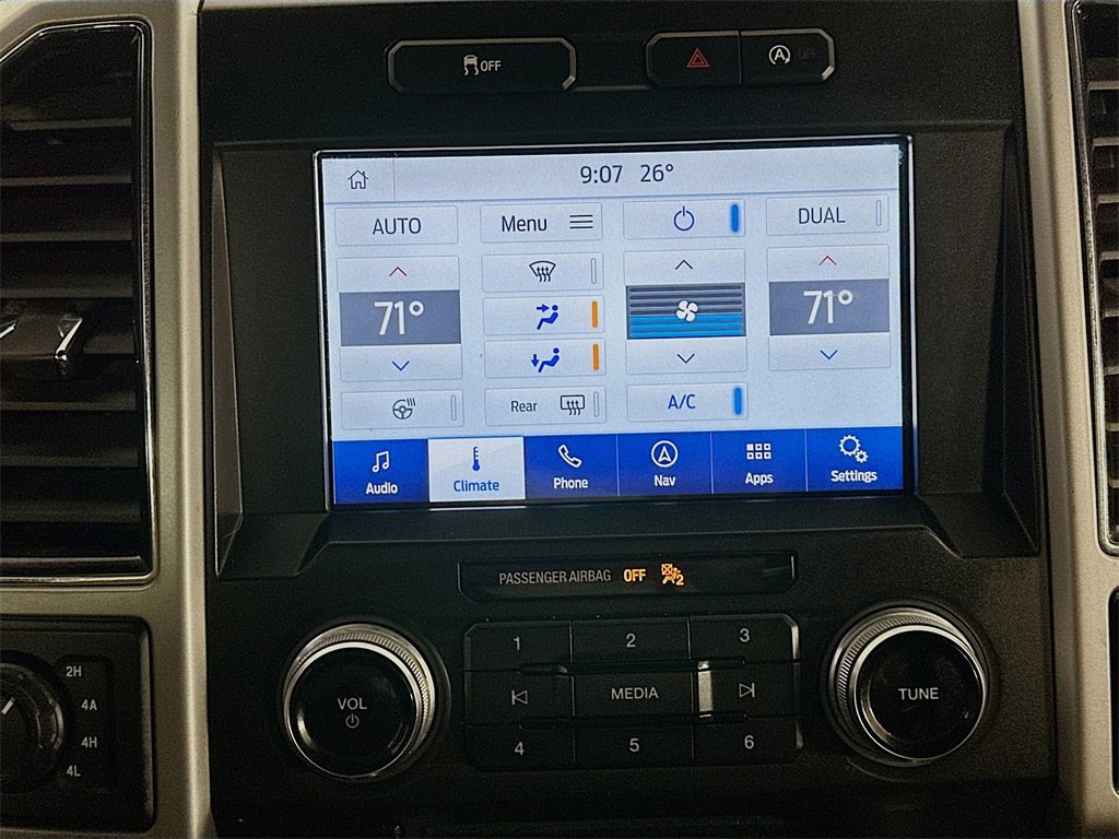 Used 2018 Ford F150 Lariat w/ Equipment Group 502A Luxury image 16