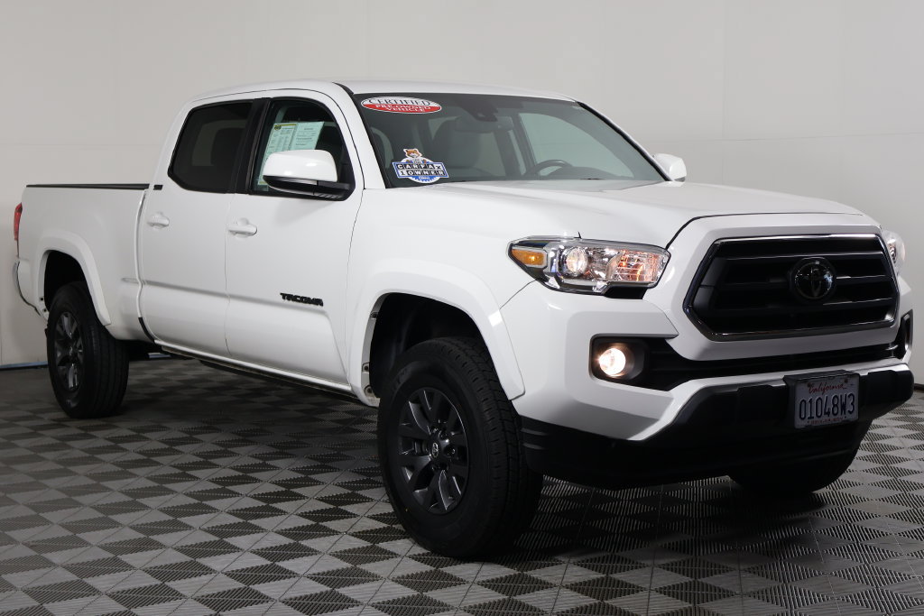 Used 2023 Toyota Tacoma SR5 w/ Black Out Package (TMS) RWD image 3