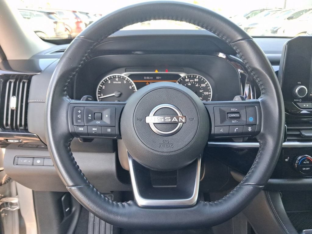 Used 2024 Nissan Pathfinder SV FWD image 18