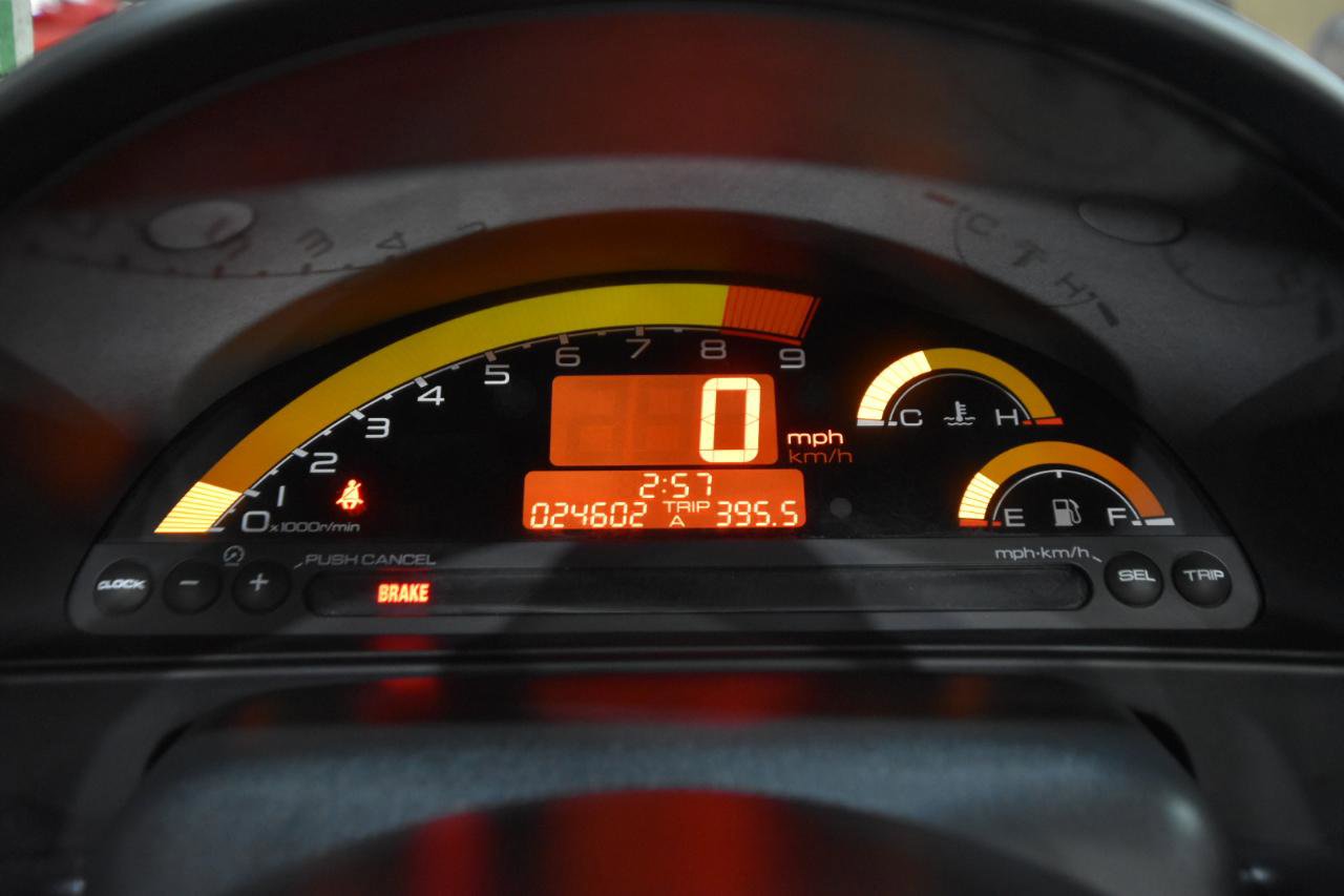 Used 2004 Honda S2000 image 23