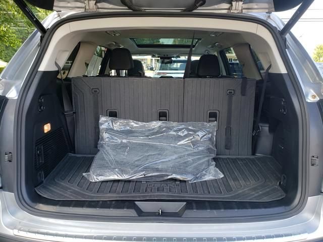 Certified 2023 Subaru Ascent Touring AWD/4WD image 5
