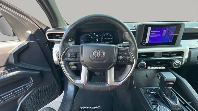 Used 2024 Toyota Tacoma TRD Off-Road AWD/4WD image 12