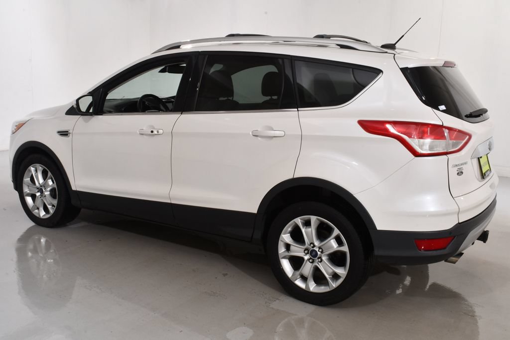 Used 2016 Ford Escape Titanium w/ Equipment Group 301A AWD/4WD image 15