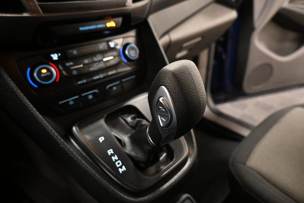 Used 2021 Ford Transit Connect XL image 28