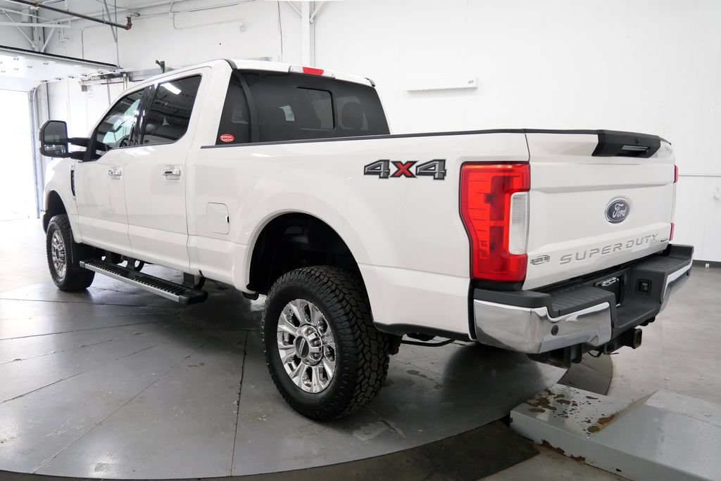 Used 2017 Ford F250 Lariat w/ Lariat Ultimate Package AWD/4WD image 5