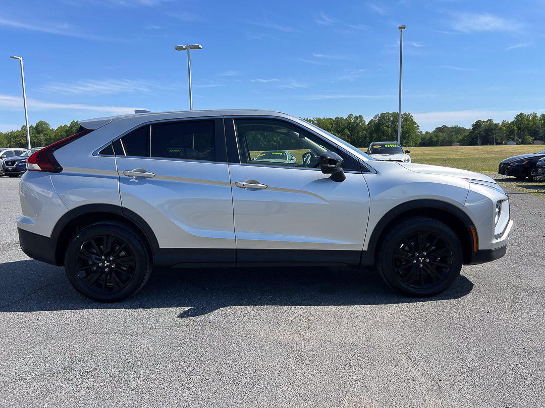 Used 2024 Mitsubishi Eclipse Cross AWD image 9
