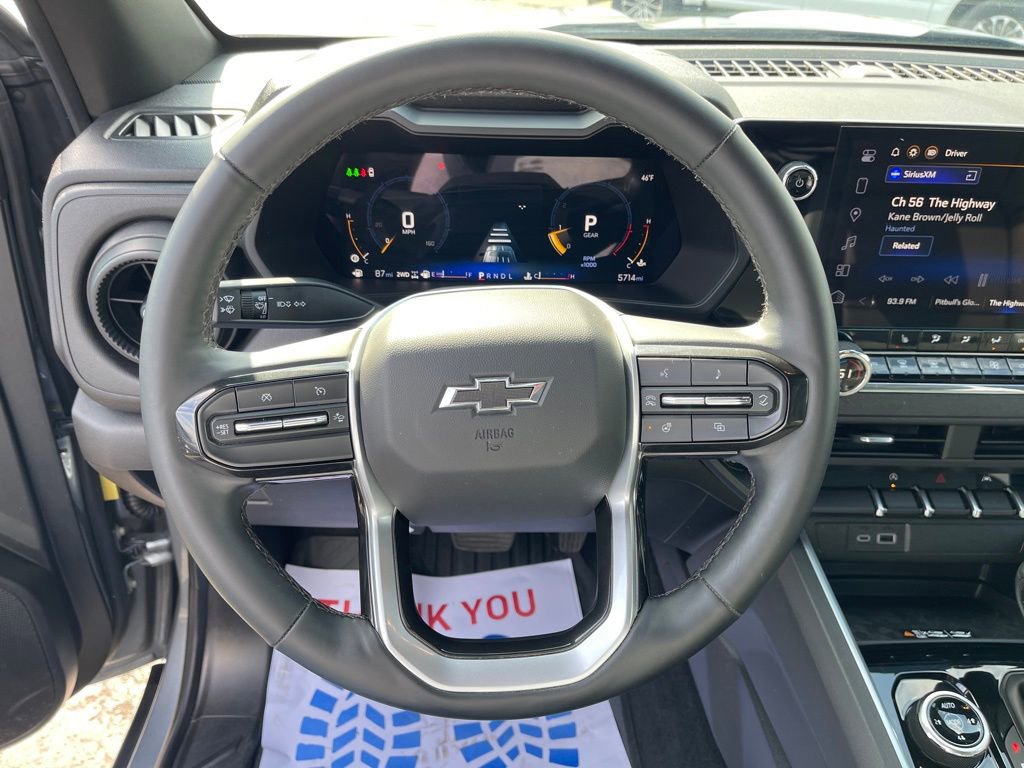 Used 2025 Chevrolet Colorado Trail Boss image 13