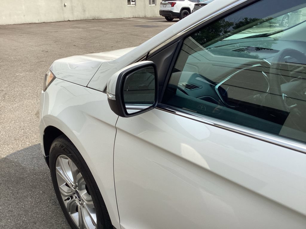 Used 2021 Ford Edge Titanium AWD/4WD image 27