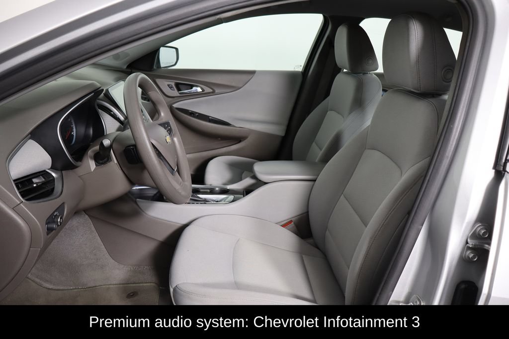 Used 2022 Chevrolet Malibu LS w/ Driver Confidence Package II FWD image 7