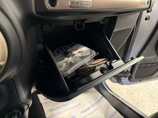 Used 2017 Jeep Wrangler Unlimited Sahara image 23