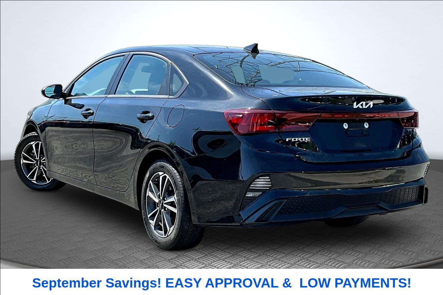 Used 2024 Kia Forte LXS FWD image 4