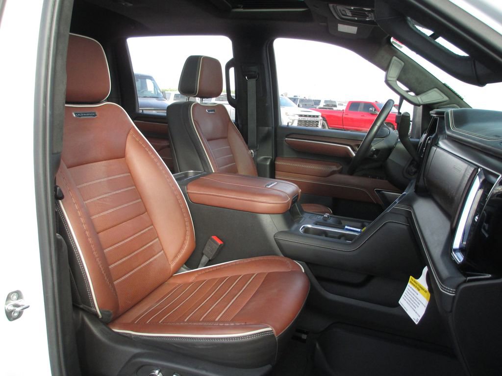 Used 2024 GMC Sierra 3500 Denali Ultimate image 24