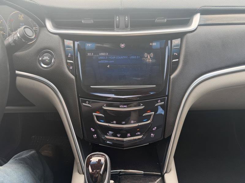 Used 2013 Cadillac XTS Premium AWD/4WD image 17