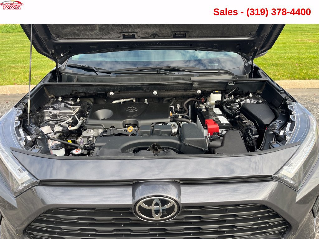 Used 2023 Toyota RAV4 LE AWD/4WD image 22