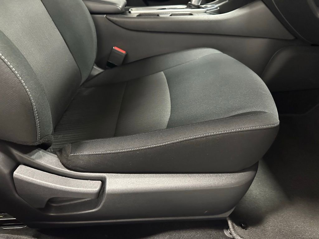 Used 2025 Nissan Sentra SV image 53