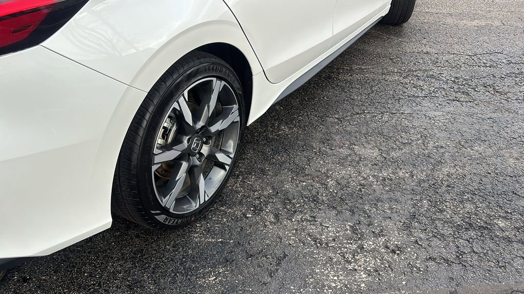 Certified 2025 Honda Civic Sport Touring image 8