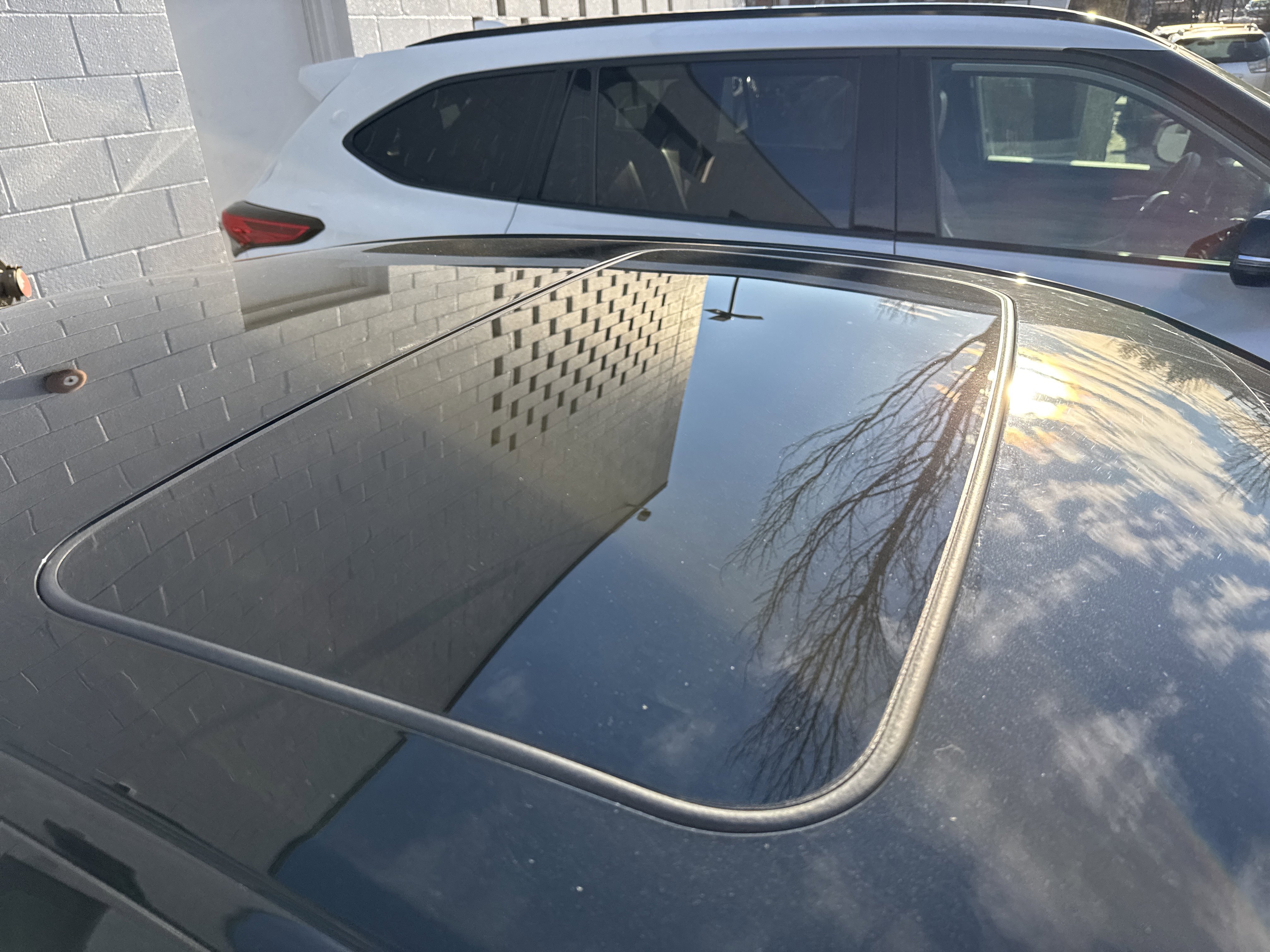 Used 2024 Lexus ES 350 w/ Premium Package image 9