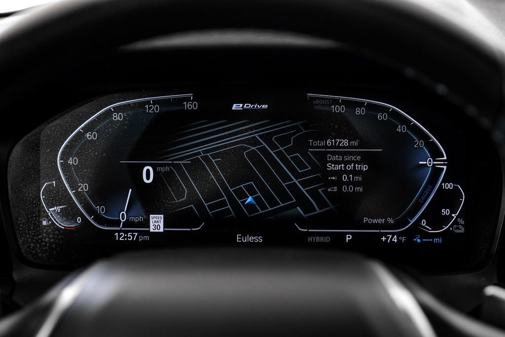 Used 2022 BMW 330e xDrive w/ Driving Assistance Package image 18