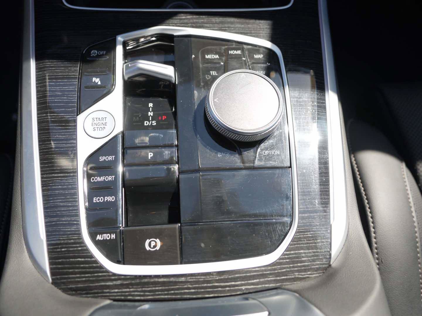 Used 2026 BMW X5 sDrive40i w/ M Sport Package RWD image 24