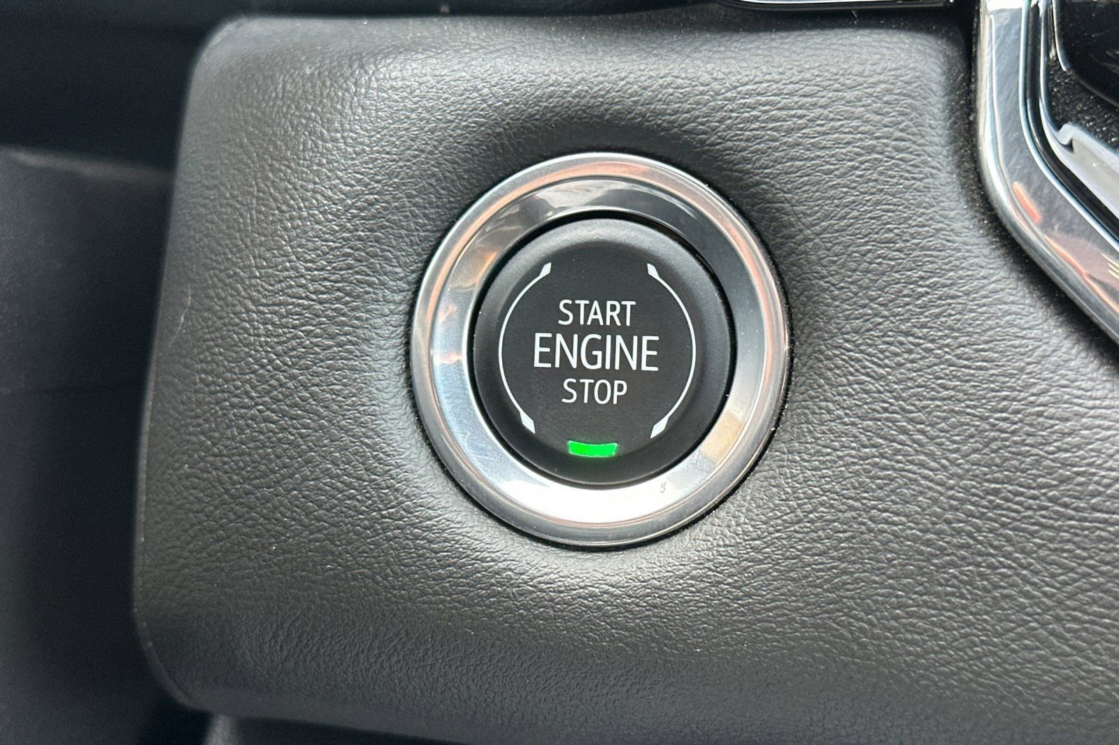 Certified 2025 GMC Canyon Elevation image 21