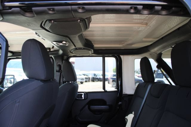 Used 2022 Jeep Wrangler Unlimited Sport AWD/4WD image 36