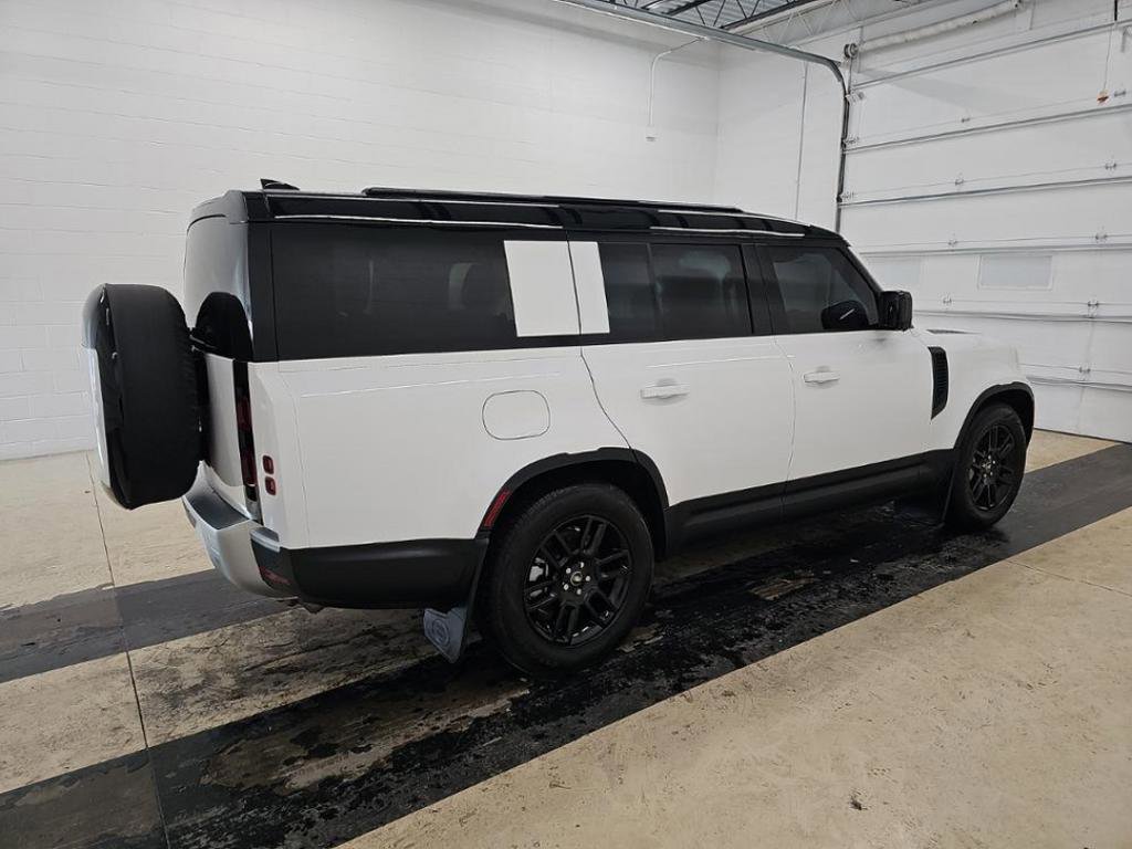 Used 2025 Land Rover Defender 130 S AWD/4WD image 2