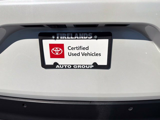 Used 2023 Toyota Sienna XLE w/ XLE Plus Package FWD image 10