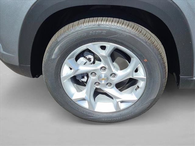 New 2026 Chevrolet Trax LS w/ LS Convenience Package FWD image 10
