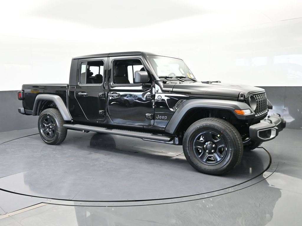 New 2026 Jeep Gladiator Sport AWD/4WD image 8
