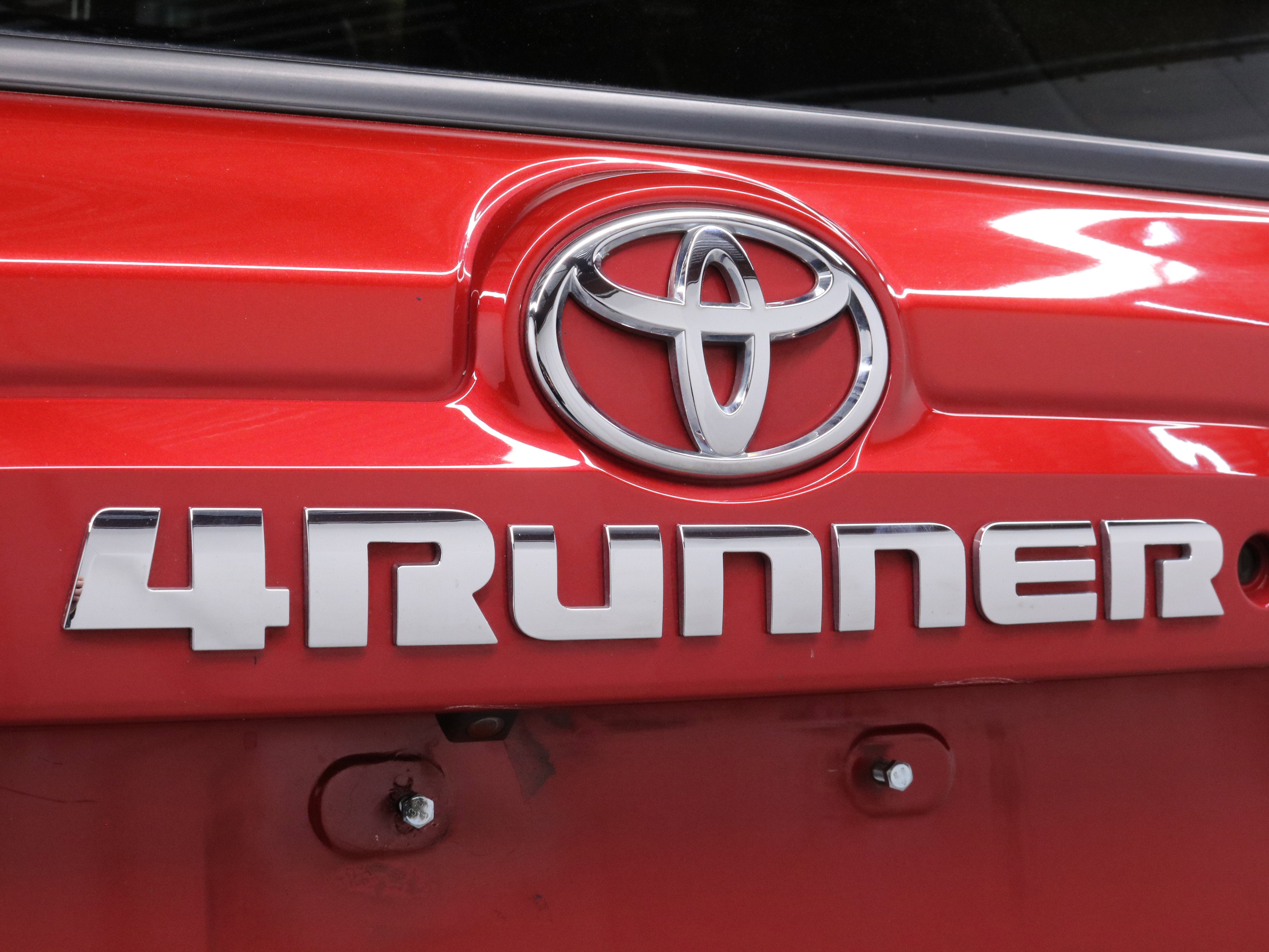 Used 2016 Toyota 4Runner SR5 image 62