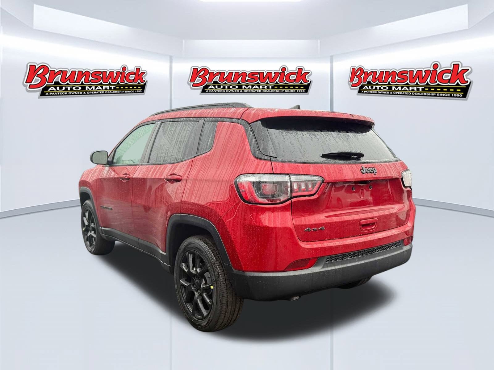 New 2026 Jeep Compass Latitude AWD/4WD image 3