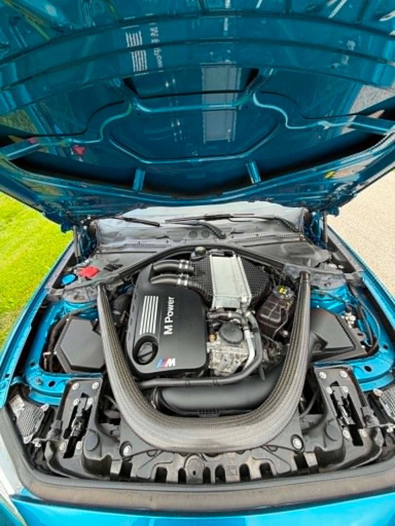 Used 2021 BMW M2 Competition RWD image 9