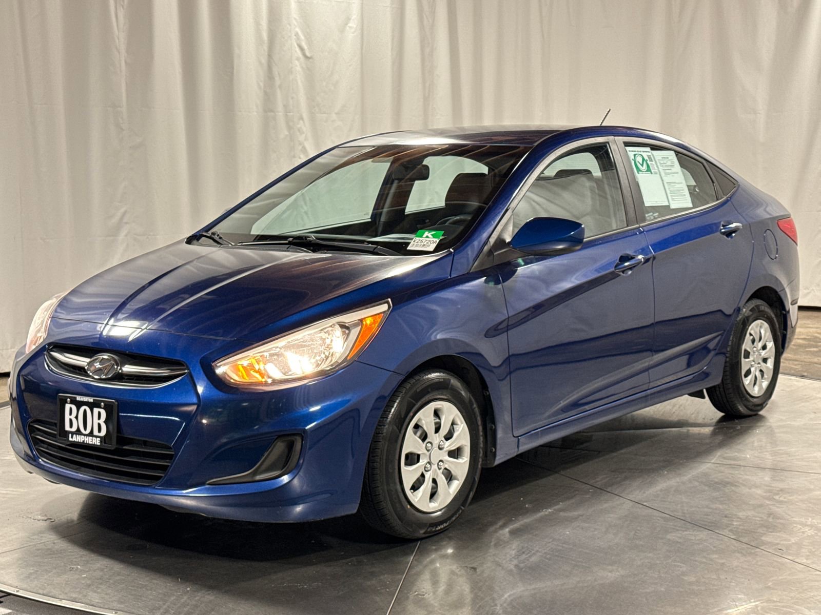 Used 2016 Hyundai Accent SE FWD image 1