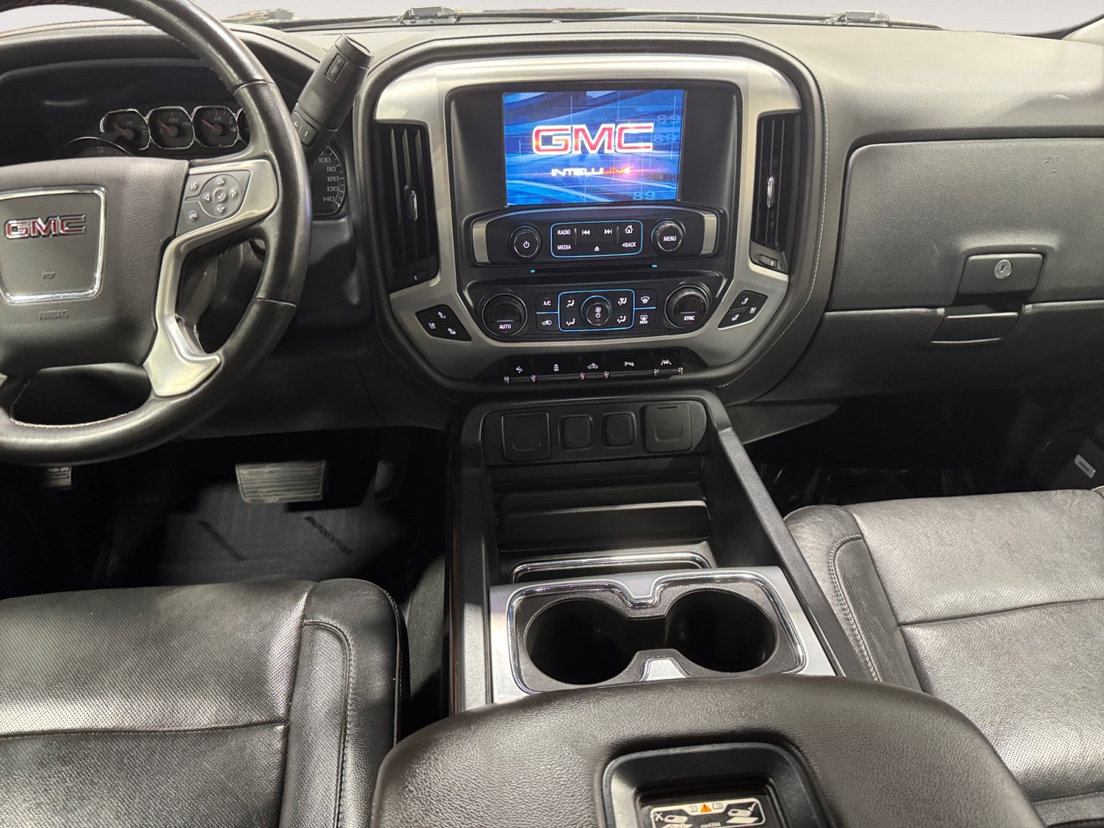 Used 2018 GMC Sierra 1500 SLT AWD/4WD image 12