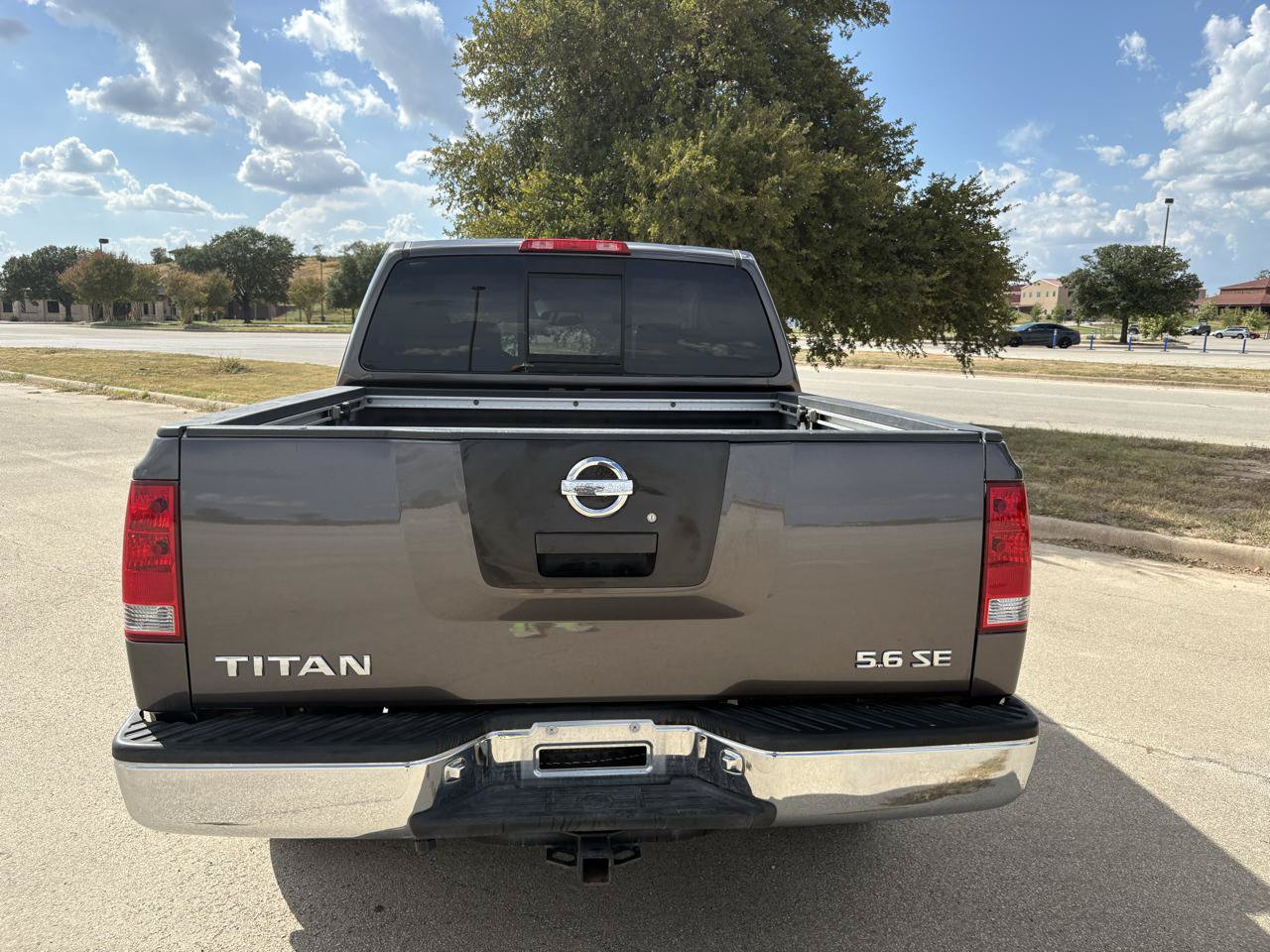 Used 2004 Nissan Titan SE RWD image 42