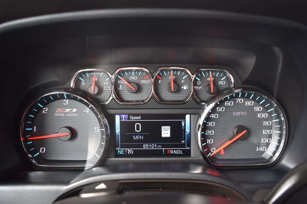 Used 2018 Chevrolet Silverado 1500 LT w/ All Star Edition AWD/4WD image 17