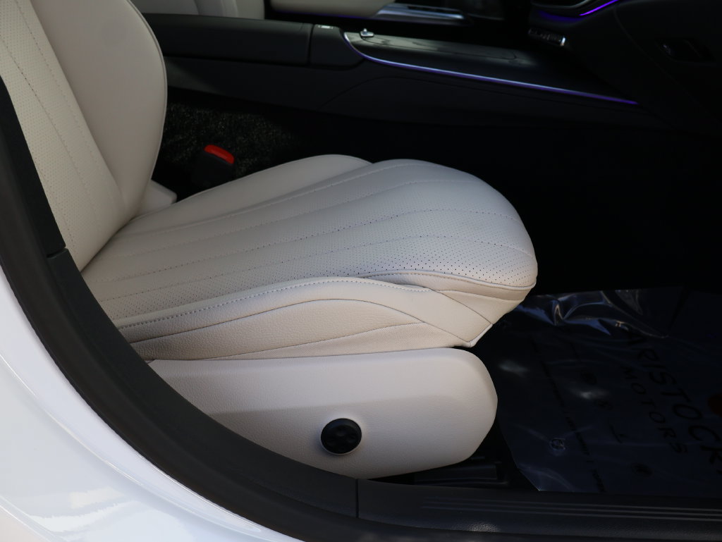 Certified 2026 Mercedes-Benz E 350 4MATIC Sedan image 12