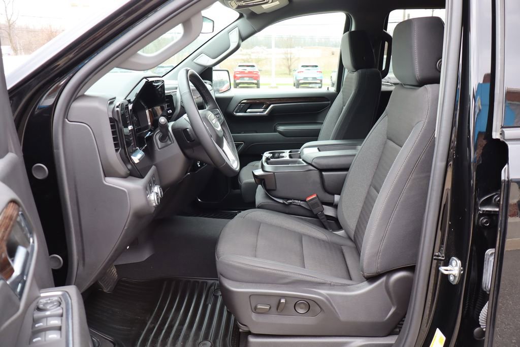 Used 2024 GMC Sierra 1500 Elevation image 9