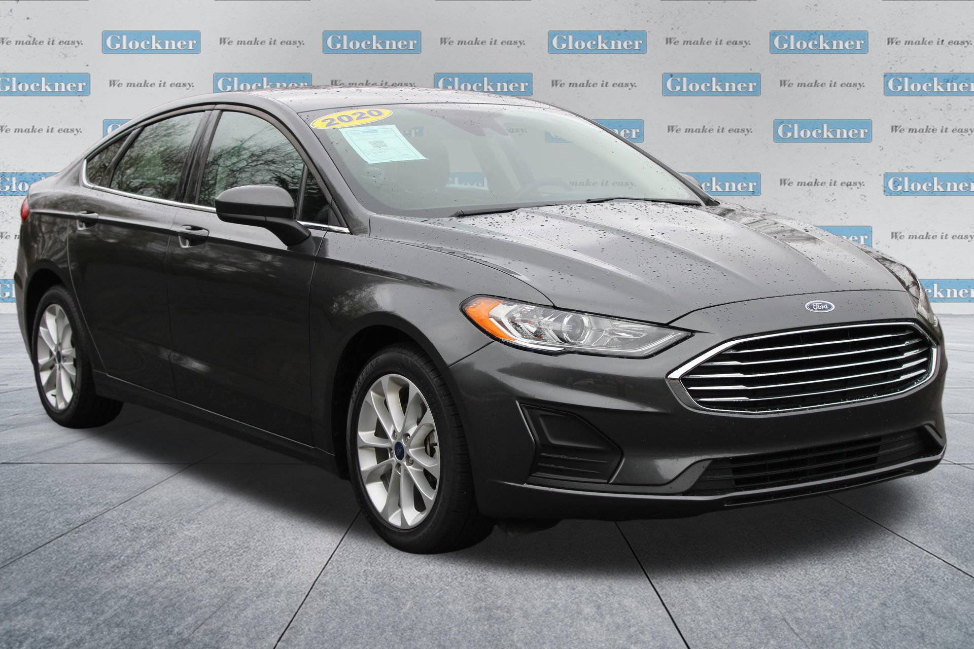 Used 2020 Ford Fusion SE image 3