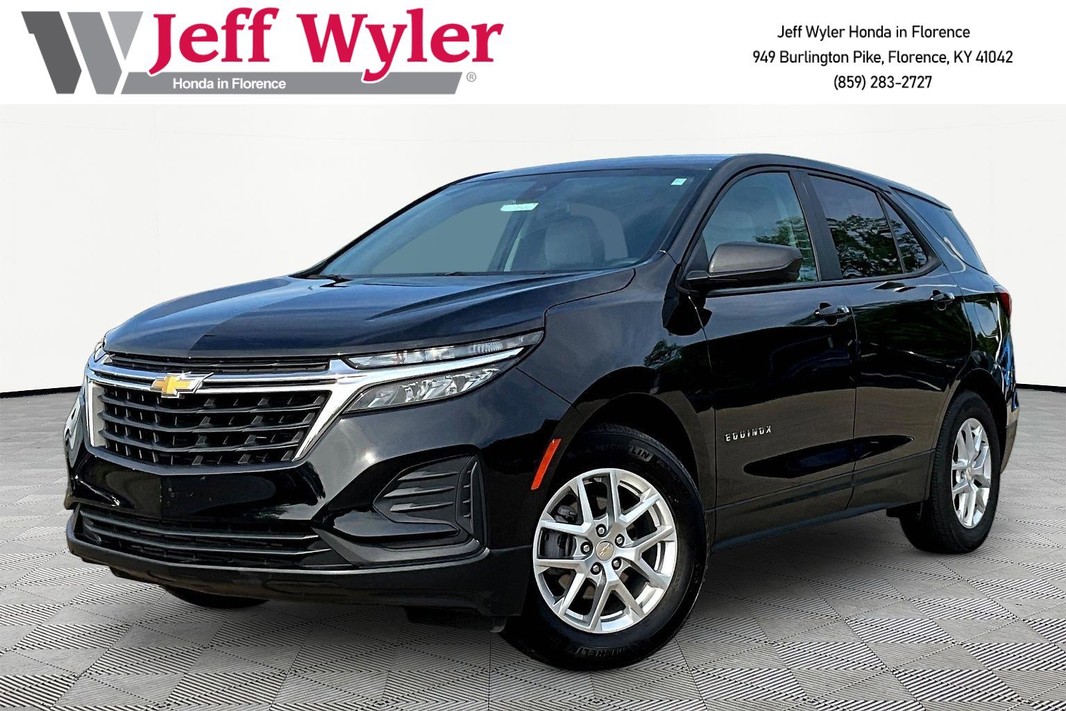Used 2023 Chevrolet Equinox LS w/ LS Convenience Package FWD image 1