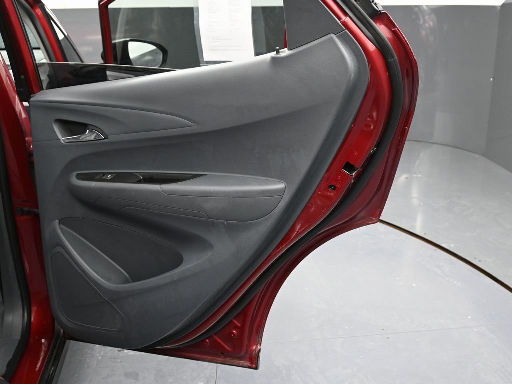 Used 2020 Chevrolet Bolt LT image 33