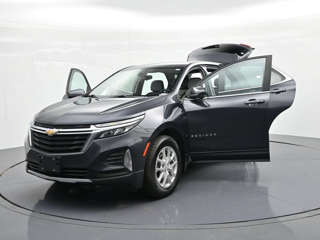 Used 2022 Chevrolet Equinox LT w/ Driver Convenience Package AWD/4WD image 33