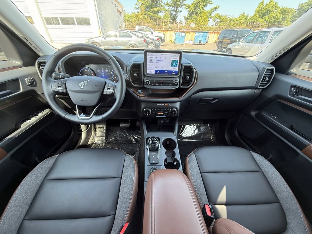 Used 2024 Ford Bronco Sport Outer Banks AWD/4WD image 22