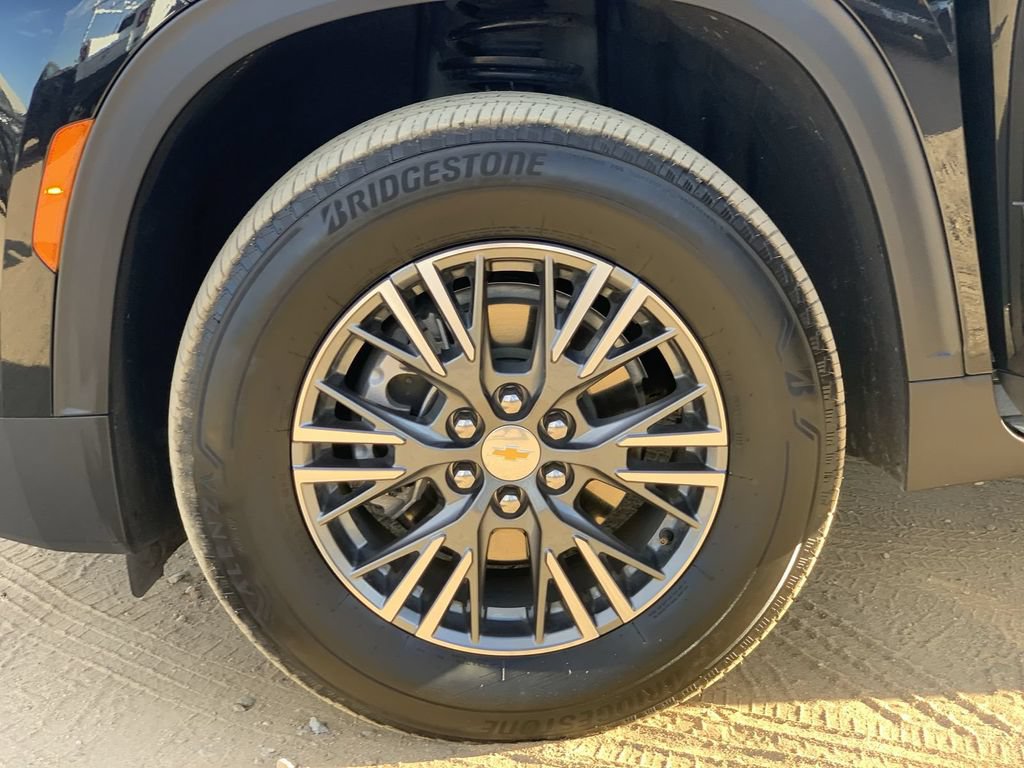 Certified 2026 Chevrolet Traverse LT FWD image 31