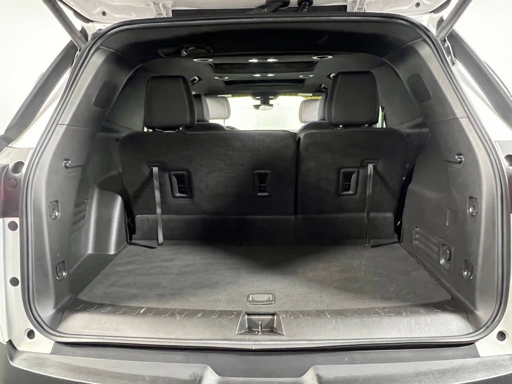 Certified 2023 Chevrolet Traverse LT w/ LT Premium Package AWD/4WD image 28