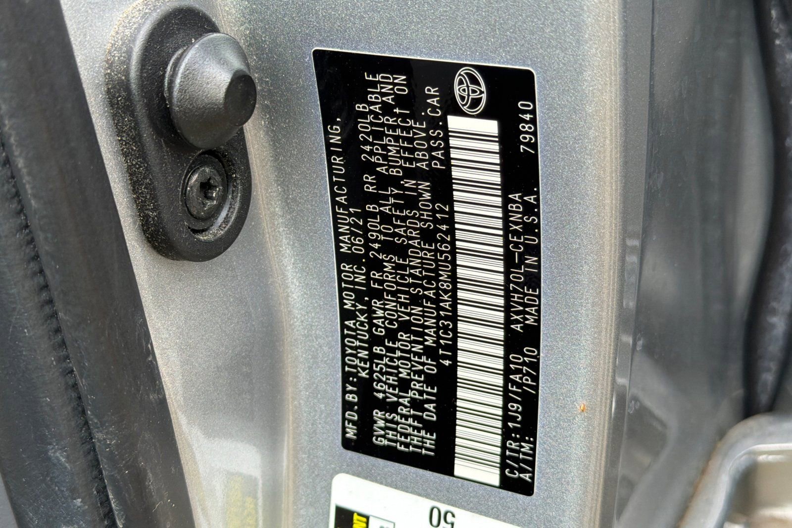 Used 2021 Toyota Camry LE image 24